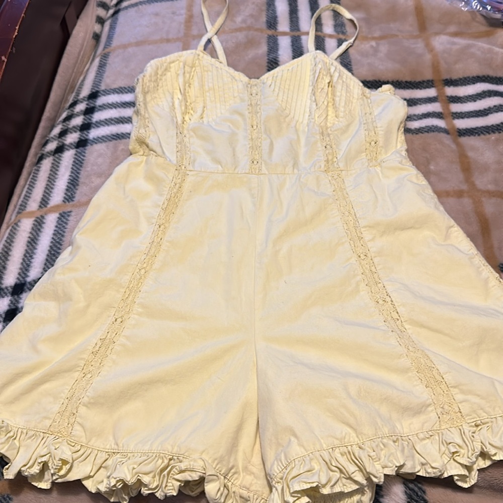 Urban Outfitters Romper EUC